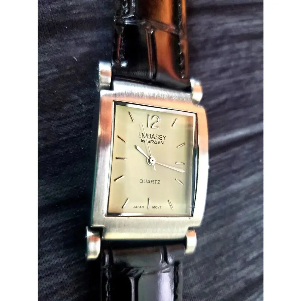 Rare‎ Hinged Lug Embassy Gruen Vintage Men's Tank Watch NOS